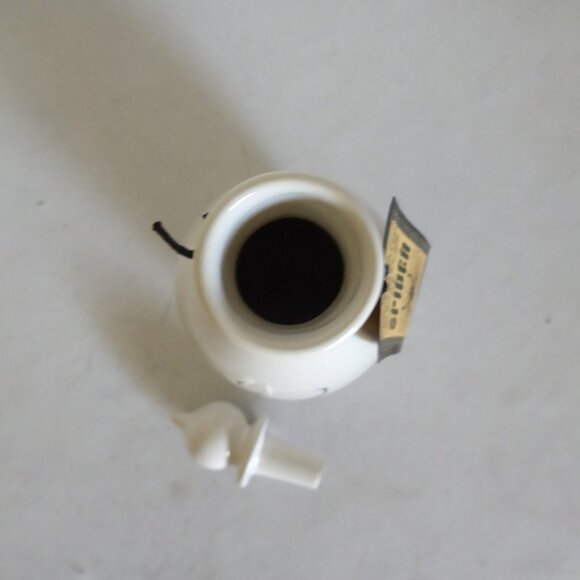 NEW CRADLE TO GRAVE CURIOSITIES HALLOWEEN APOTHECARY SPIDER VENOM BOTTLE - Picture 6 of 10